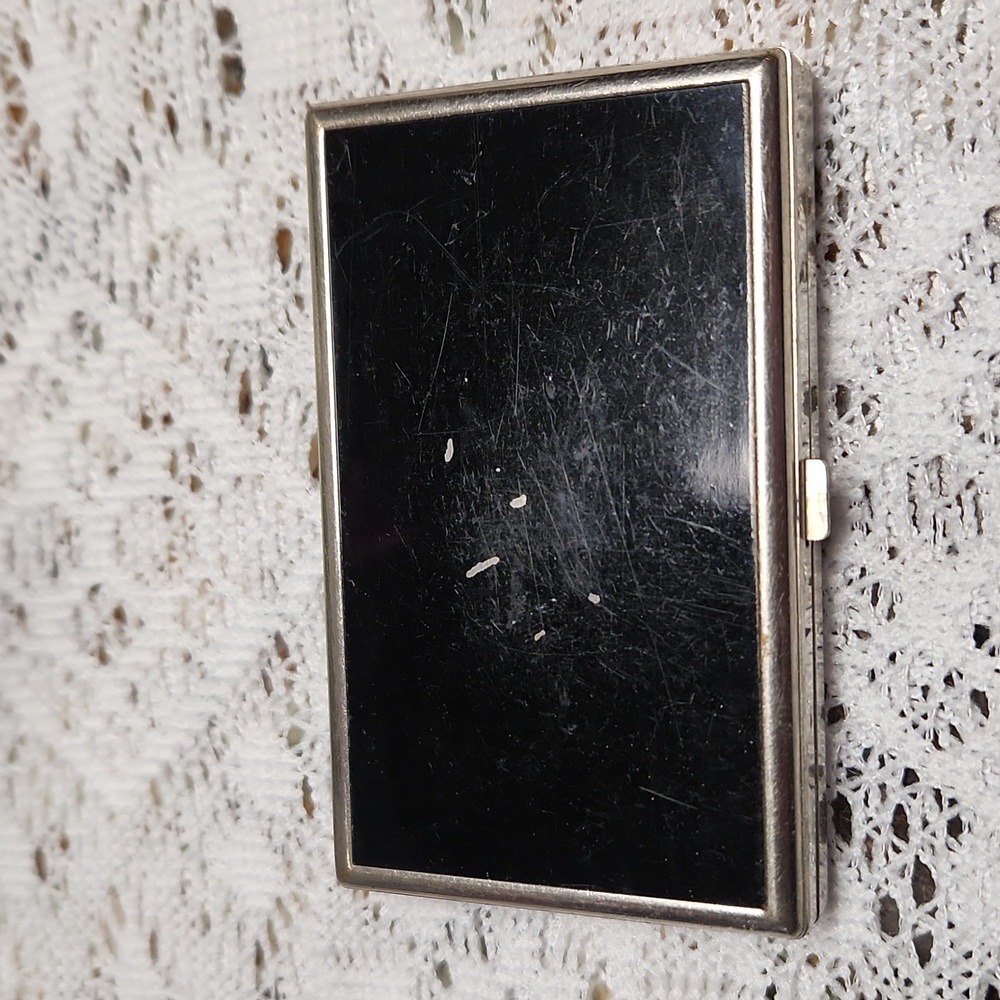 Art Deco Black and Green Compact Case - Picture 5 of 5